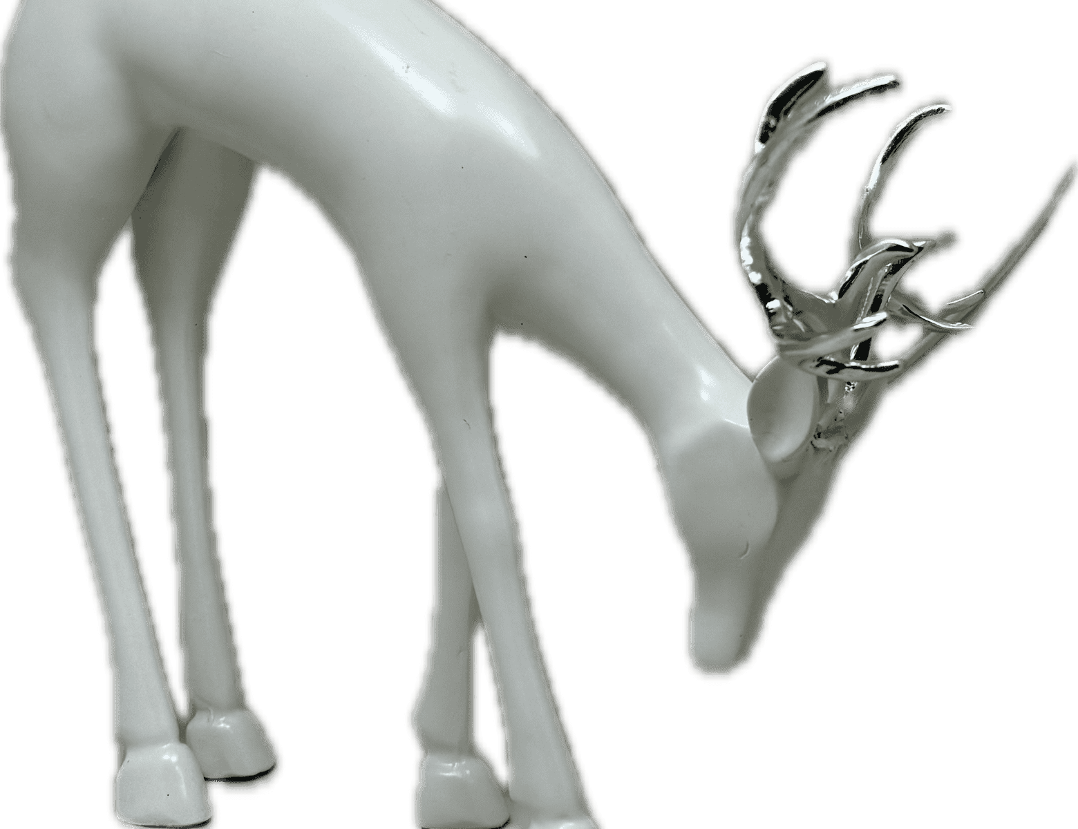 Reindeer Eating - White/Silver 31cm